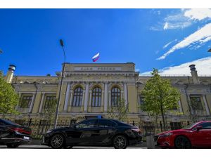 Russian central bank hikes policy rate by 100 basis points