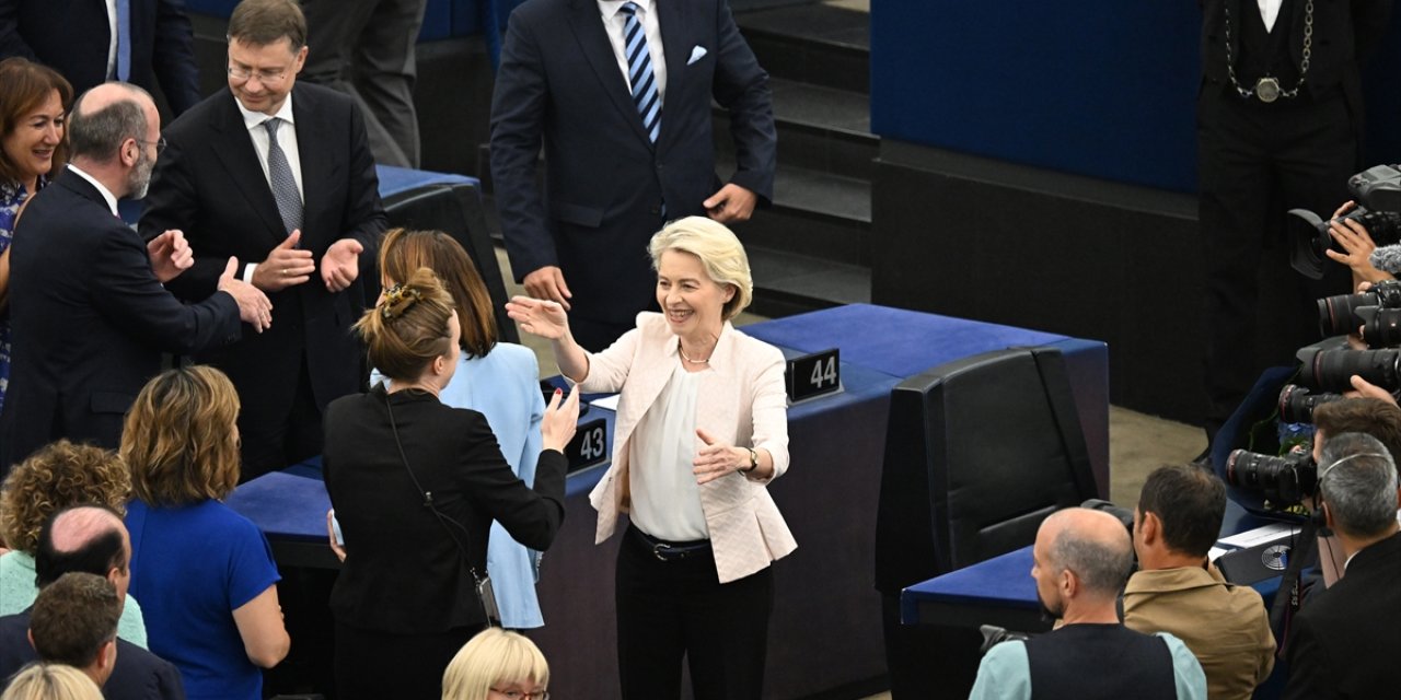 Ursula von der Leyen reelected European Commission president