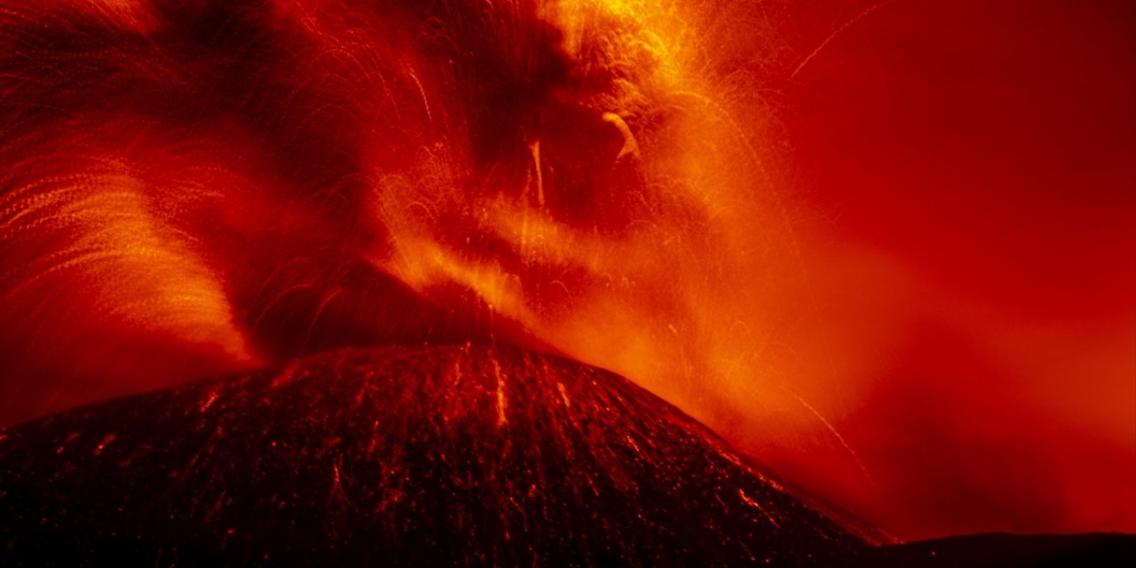 Volcanic activity continues at Mount Etna in Italy