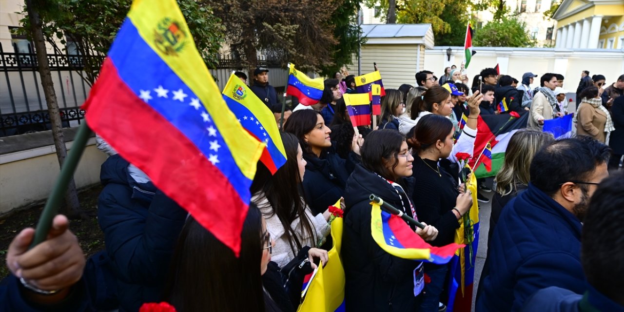 Palestinian, Venezuelan envoys in Moscow hold solidarity event for Palestinians