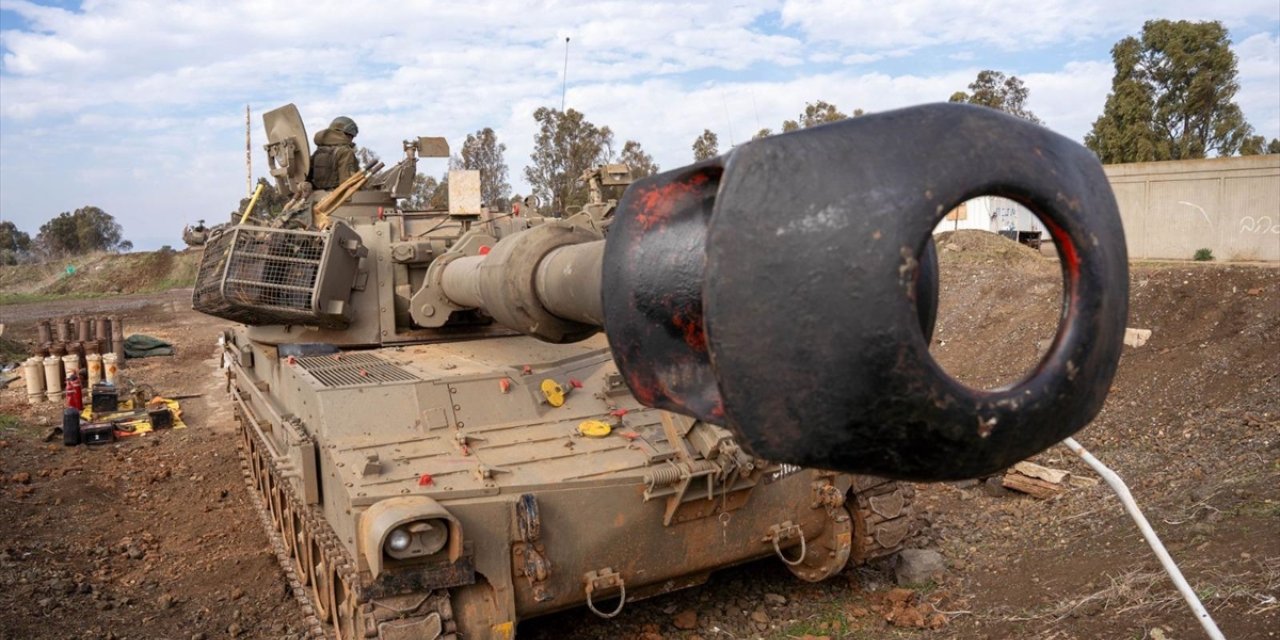 Israeli army reinforces troops in Golan Heights amid escalating developments in Syria