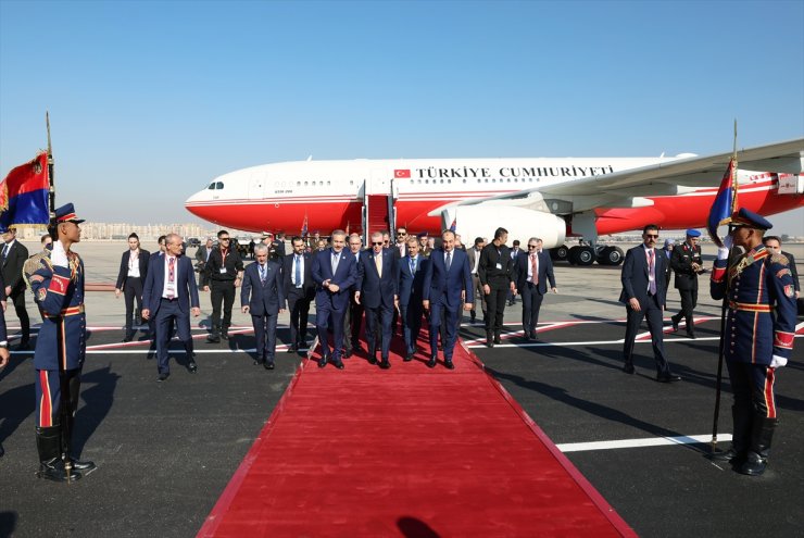 UPDATE - Turkish president arrives in Cairo for D-8 summit